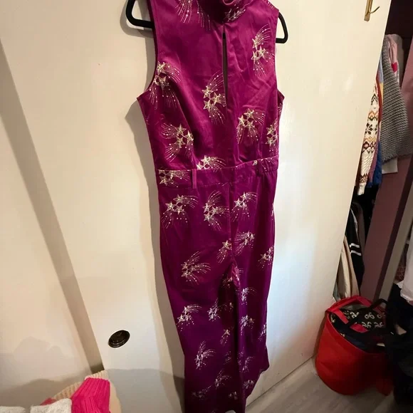 Nasty Gal Magenta Star Embroidered Sleeveless Jumpsuit NWT Size 10 - Picture 7 of 7